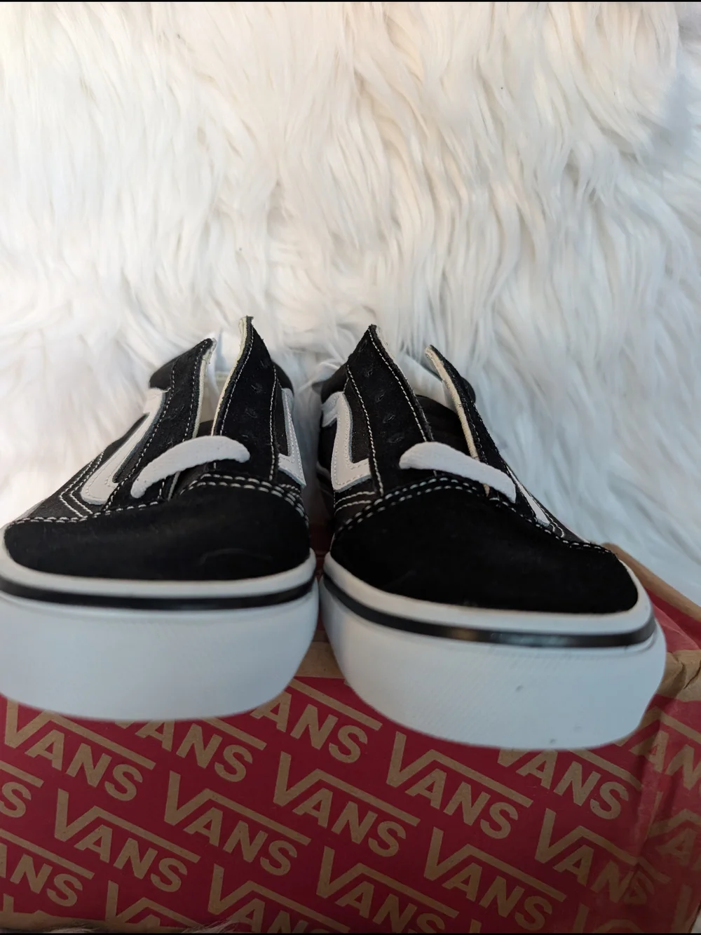 Vans Old Skool Low Top Sneakers - Black & White